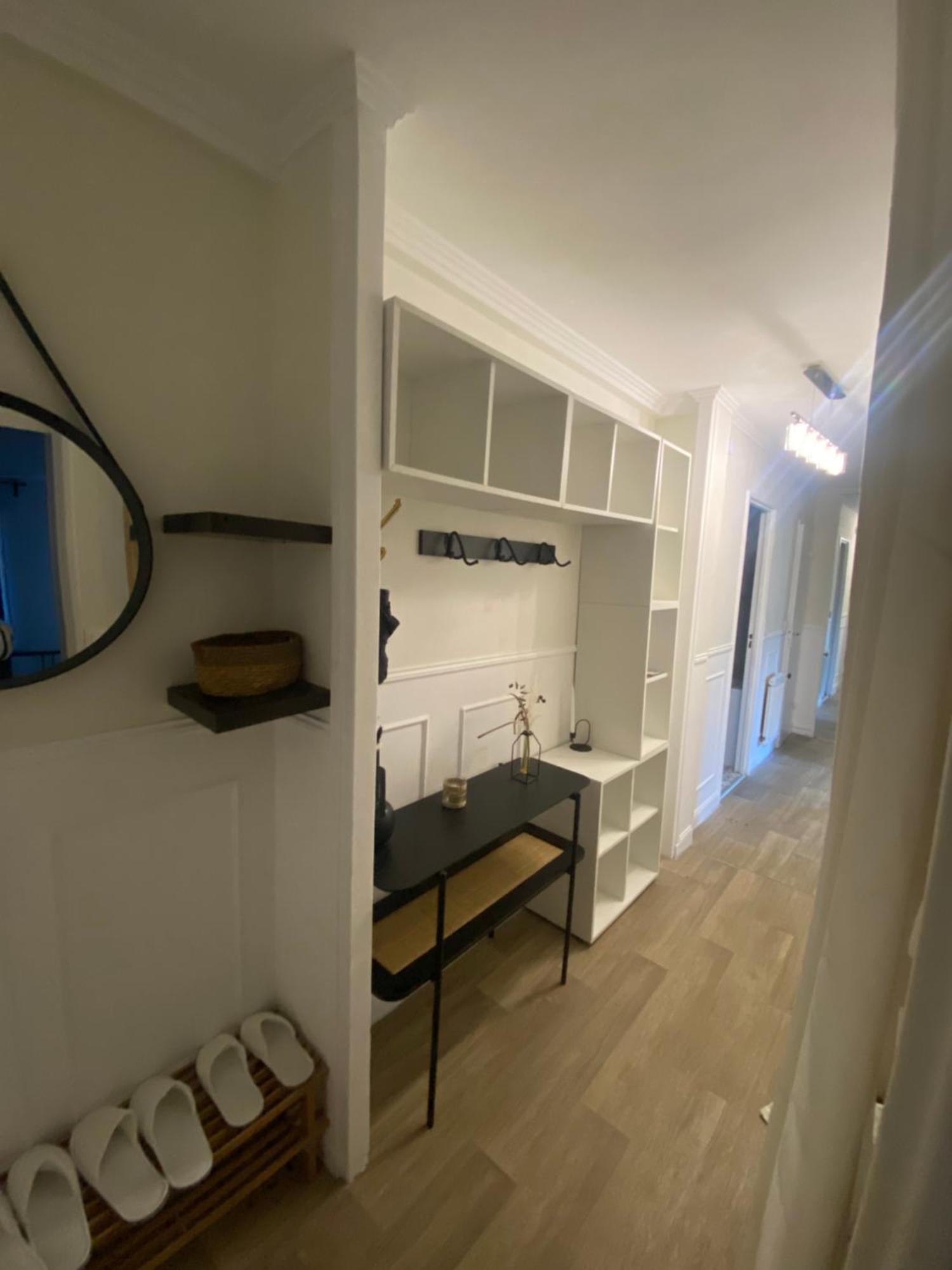 Bel Appartement Spacieux ,Convivial De 3 Chambres Avec Parking Prive Secure Caen Luaran gambar
