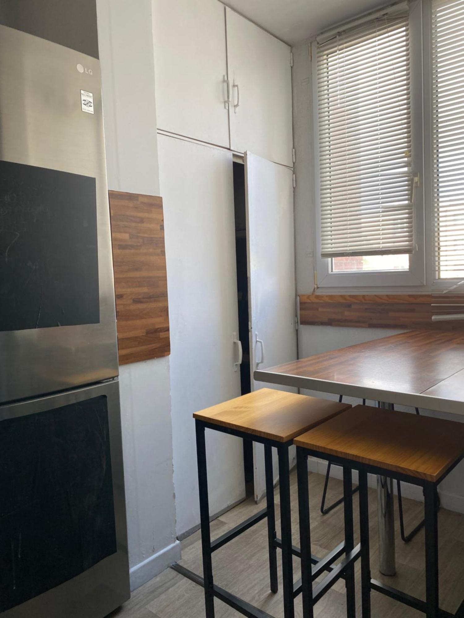 Bel Appartement Spacieux ,Convivial De 3 Chambres Avec Parking Prive Secure Caen Luaran gambar