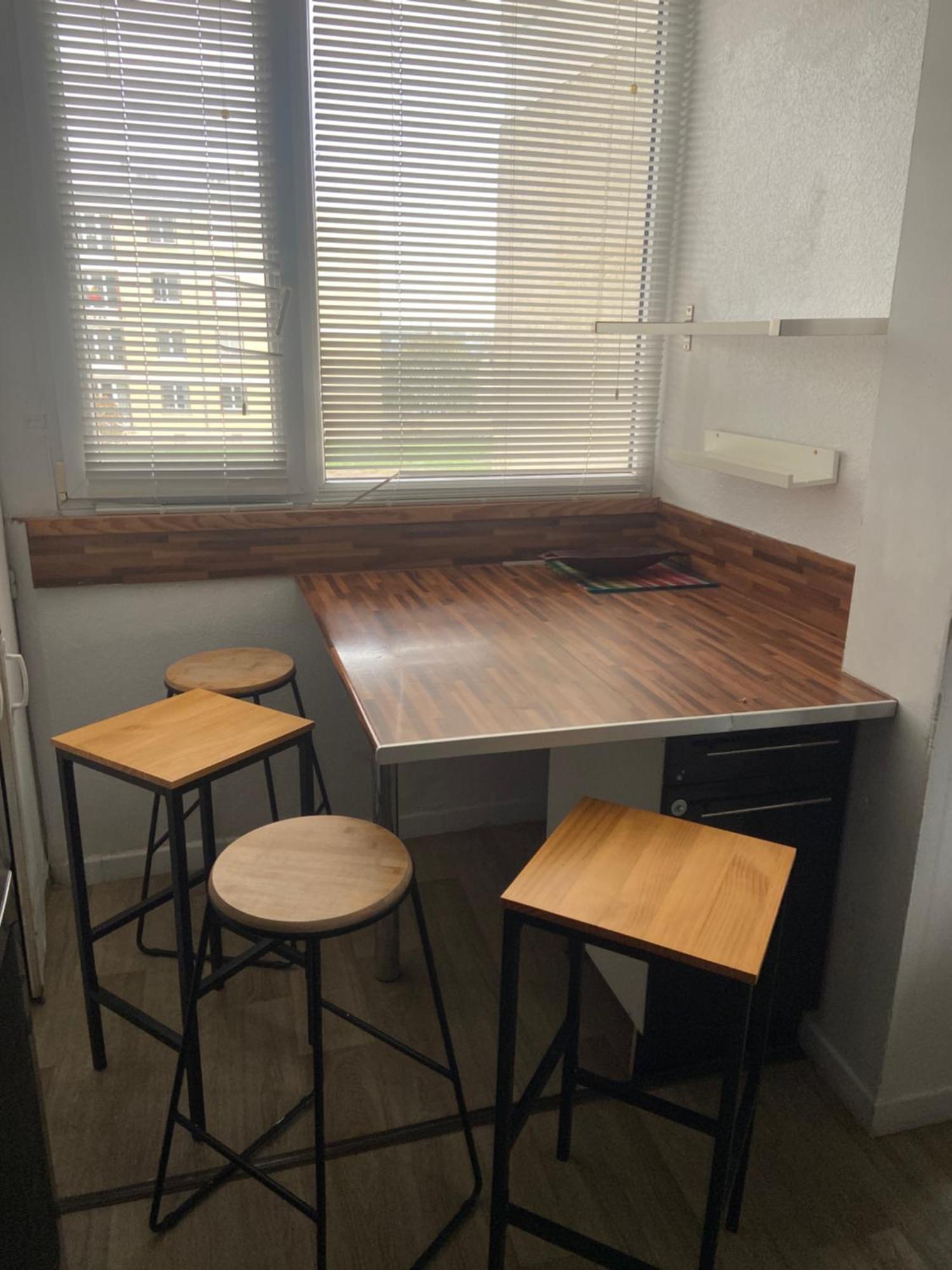 Bel Appartement Spacieux ,Convivial De 3 Chambres Avec Parking Prive Secure Caen Luaran gambar