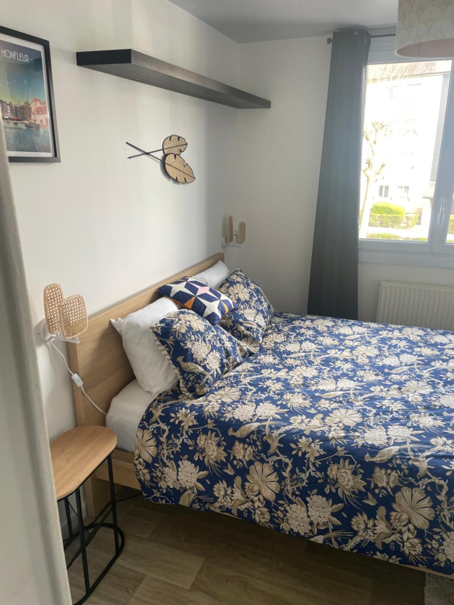 Bel Appartement Spacieux ,Convivial De 3 Chambres Avec Parking Prive Secure Caen Luaran gambar
